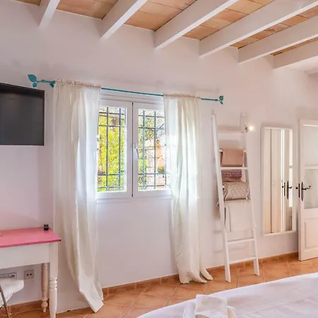 Vila With A Pool In Port D'andratx Andraitx