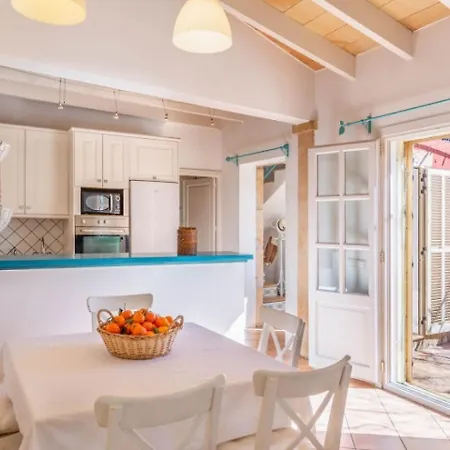 Villa With A Pool In Port D'andratx Andratx