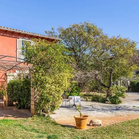 Villa With A Pool In Port D'andratx